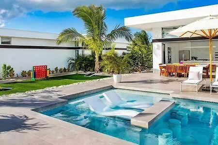 Top Recommended Private Vacation Villa With Pool, Beach Access, Resort Amenities - White Villas V9 Long Bay Turks And Caicos Islands