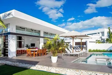 Top Recommended Private Vacation Villa With Pool, Beach Access, Resort Amenities - White Villas V9 Long Bay